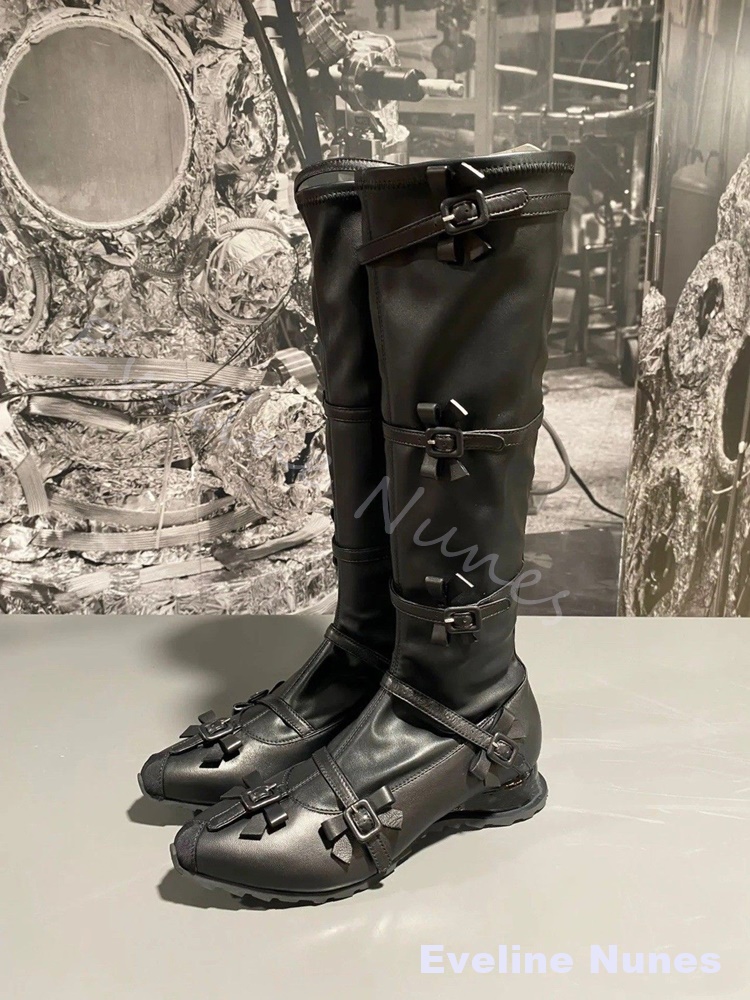 나비 매듭 벨트 버클 블랙 부츠 여성용 포인티드 토 독 - Leather Classic Strap 리뷰 및 가격
